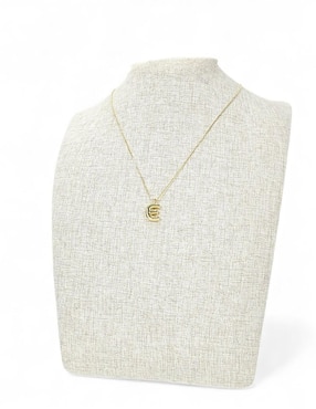 Collar con dije de letra e Og de baño de oro 18 K