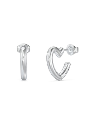 Aretes cortos de corazón Guess Iconique con acabado brillante