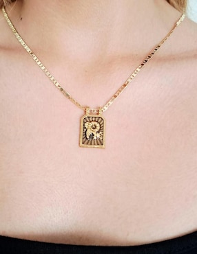 Collar con dije de signo zodiacal Nira Constelaciones de oro laminado 10 K