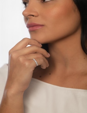 Anillo Gladkova Joyería 14 k de oro blanco moissanita pavé