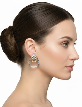 Aretes cortos circulares Napier con acabado pulido