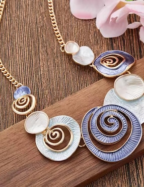 Collar fantasia Tuluxe