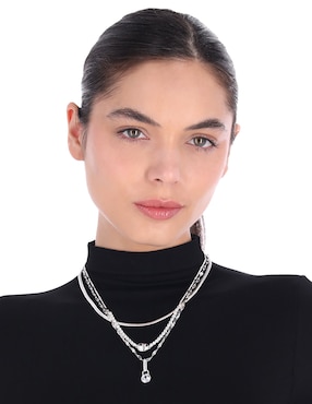 Collar con dije Nine West