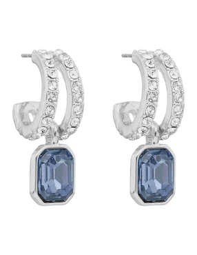 Aretes cortos cuadrados Anne Klein Breezy con acabado pavé