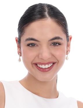 Aretes cortos Anne Klein Beauty in bloom con acabado liso