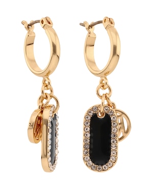 Aretes cortos dkny nicole con acabado liso pavé