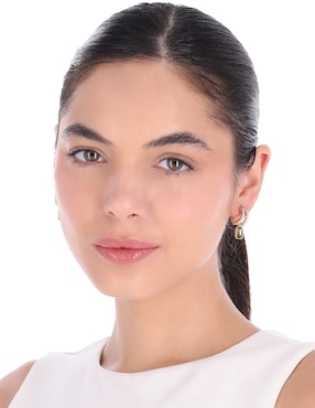 Aretes cortos cuadrados Anne Klein Breezy con acabado pavé sin gema
