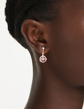 Arete individual circular Swarovski de metal con acabado brillante swarovski