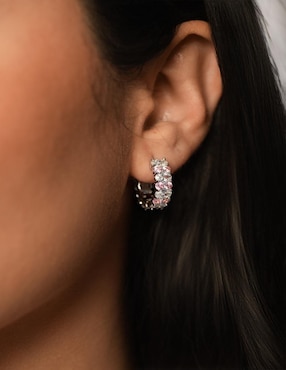 Aretes huggies Gladkova Joyería de plata P 925 con acabado pavé zirconia