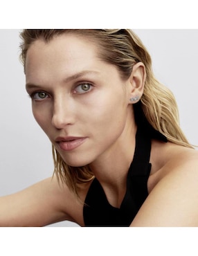 Aretes cortos de corazón Pandora Timeless de plata P 925 con acabado pavé zirconia cúbica