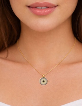 Collar con dije circular Yoiko Aura 18 K