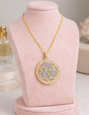 Collar con dije Yoiko Mandala con acabado baño de oro18 K