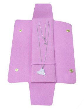 Collar con dije de corazón Yoiko