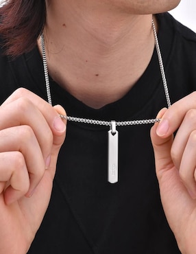Collar con dije Nira Cruz