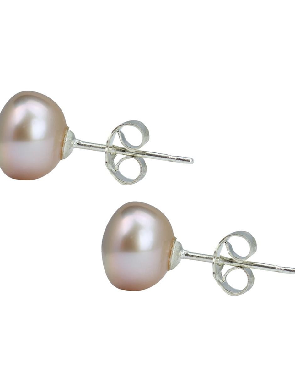 Aretes con acabado brillante perla 2