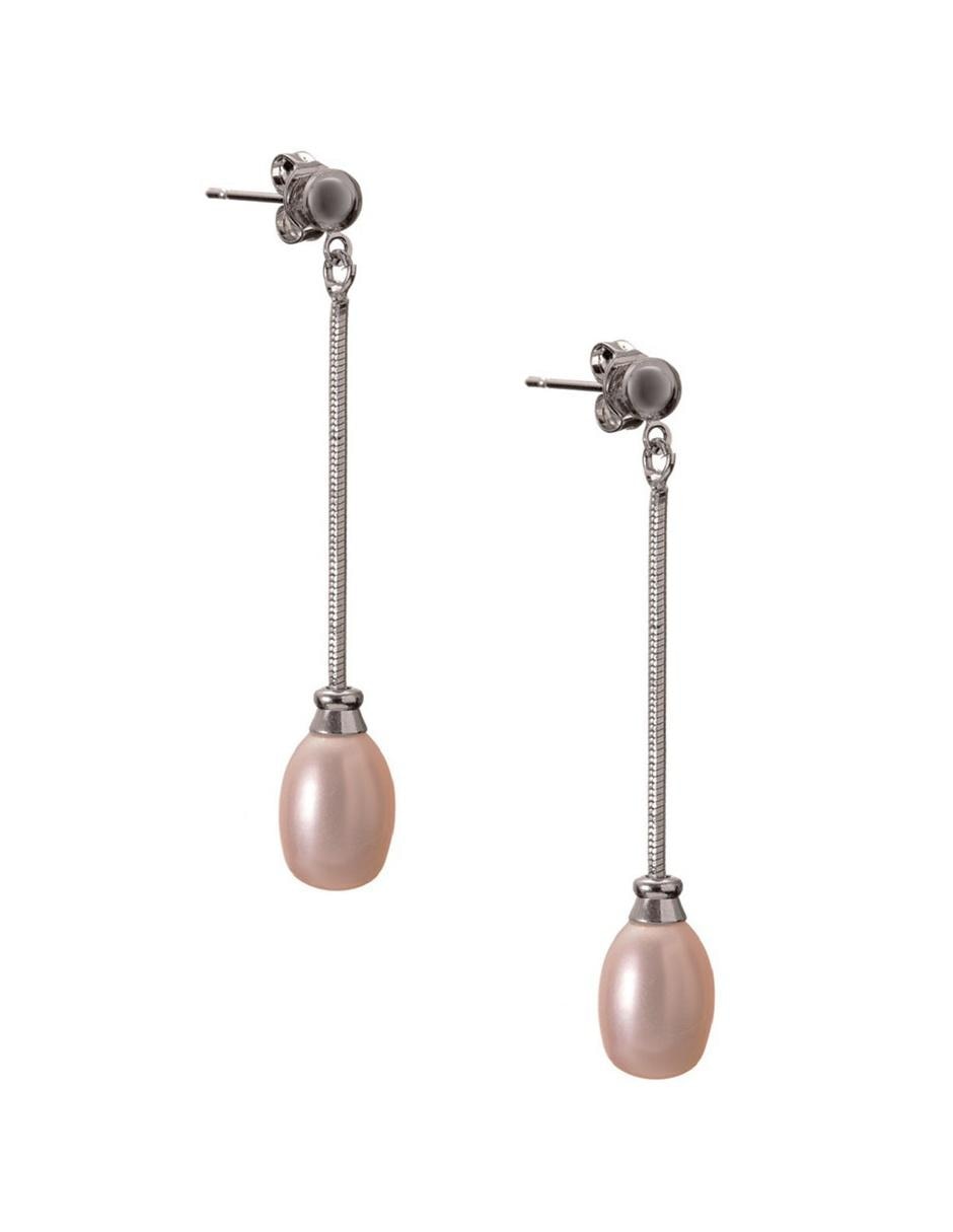Aretes con acabado brillante perla 2