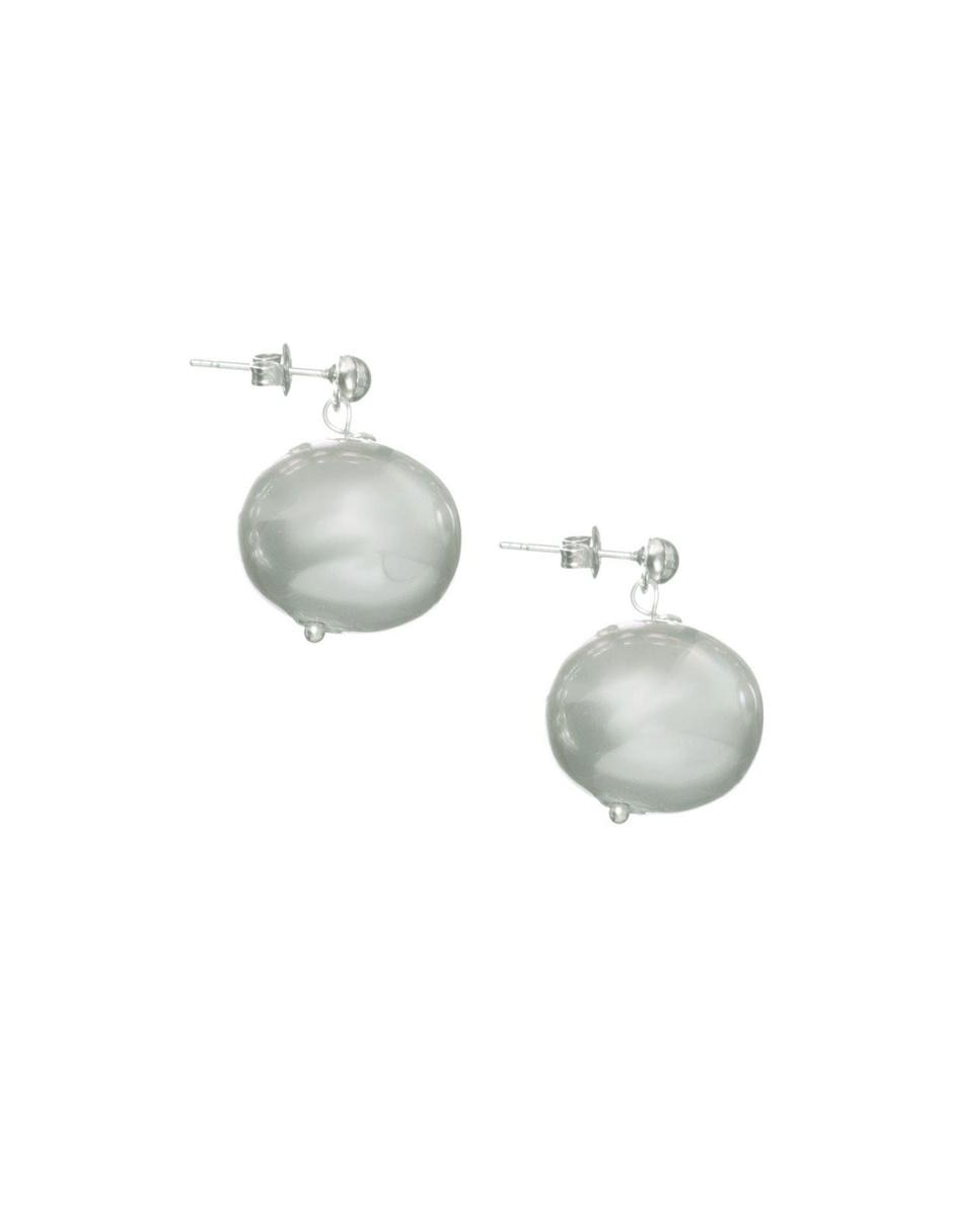 Aretes con acabado brillante imitación perla