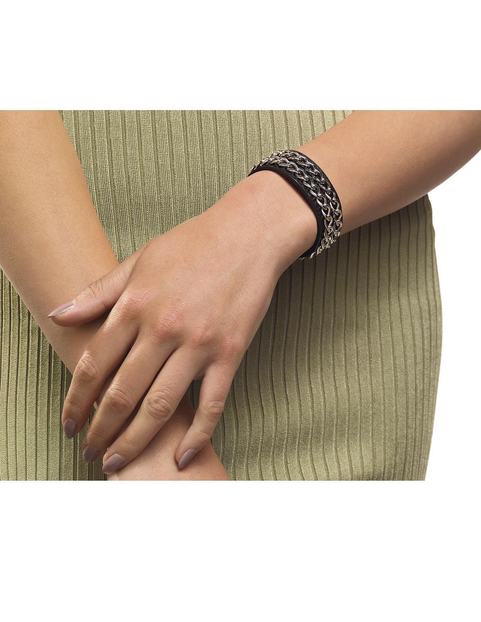 Pulsera con acabado pulido 3