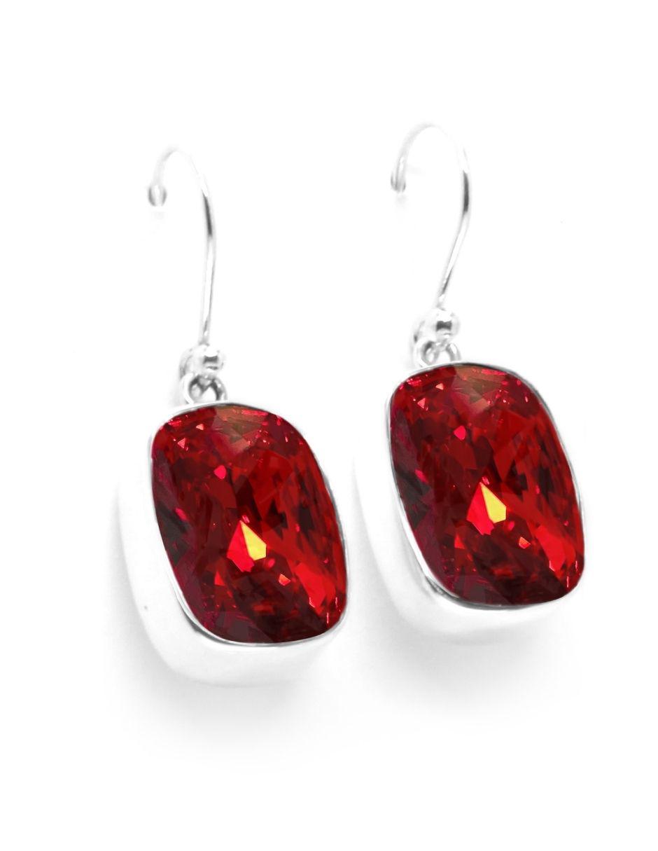 Aretes de plata con acabado brillante cristal