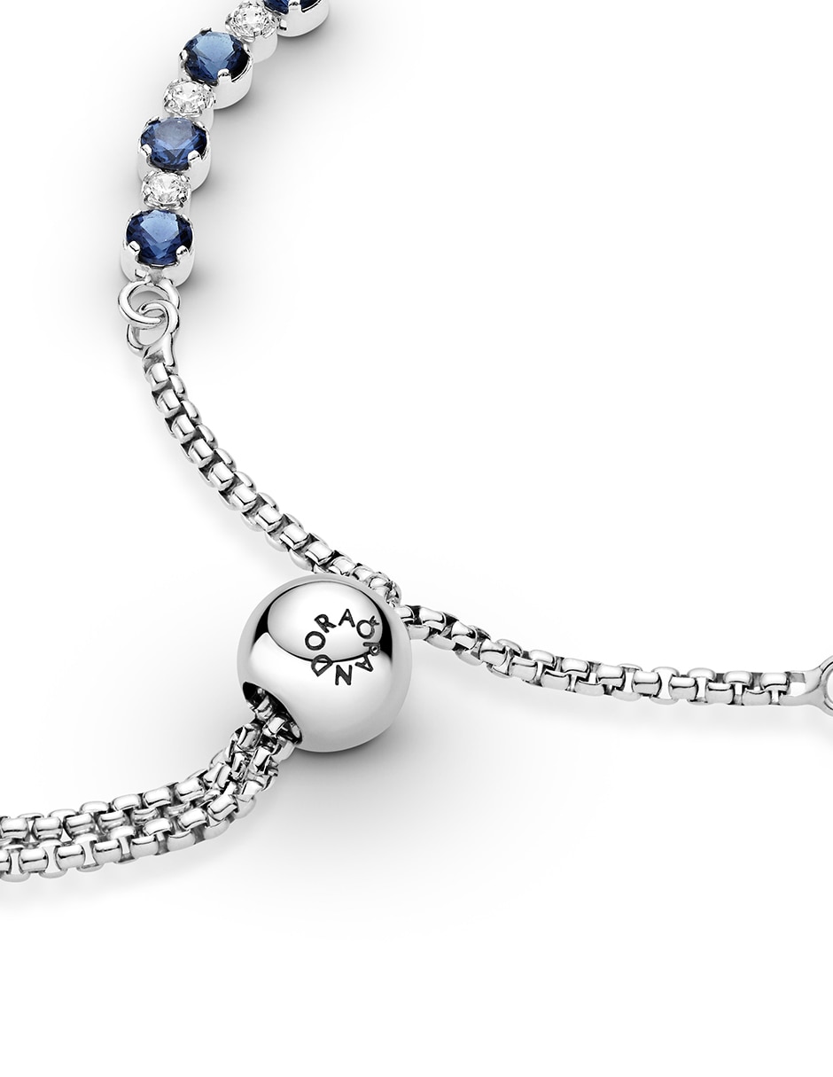 Brazalete de plata con acabado liso