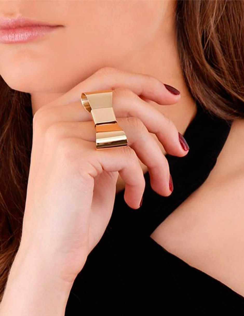 Anillo de moño Viena con acabado baño de oro 22 k 2