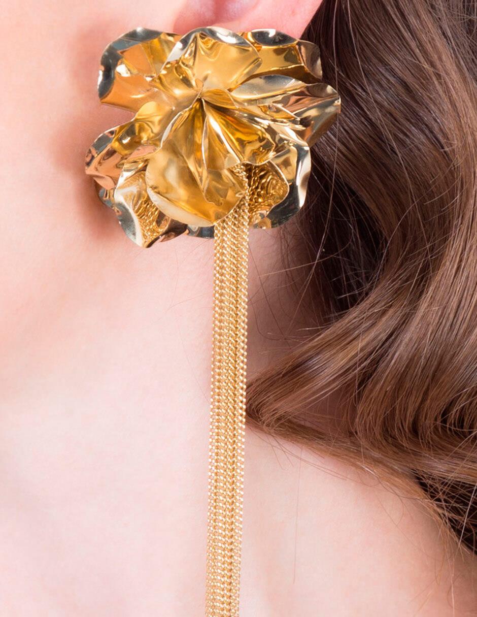 Aretes con acabado baño de oro 2