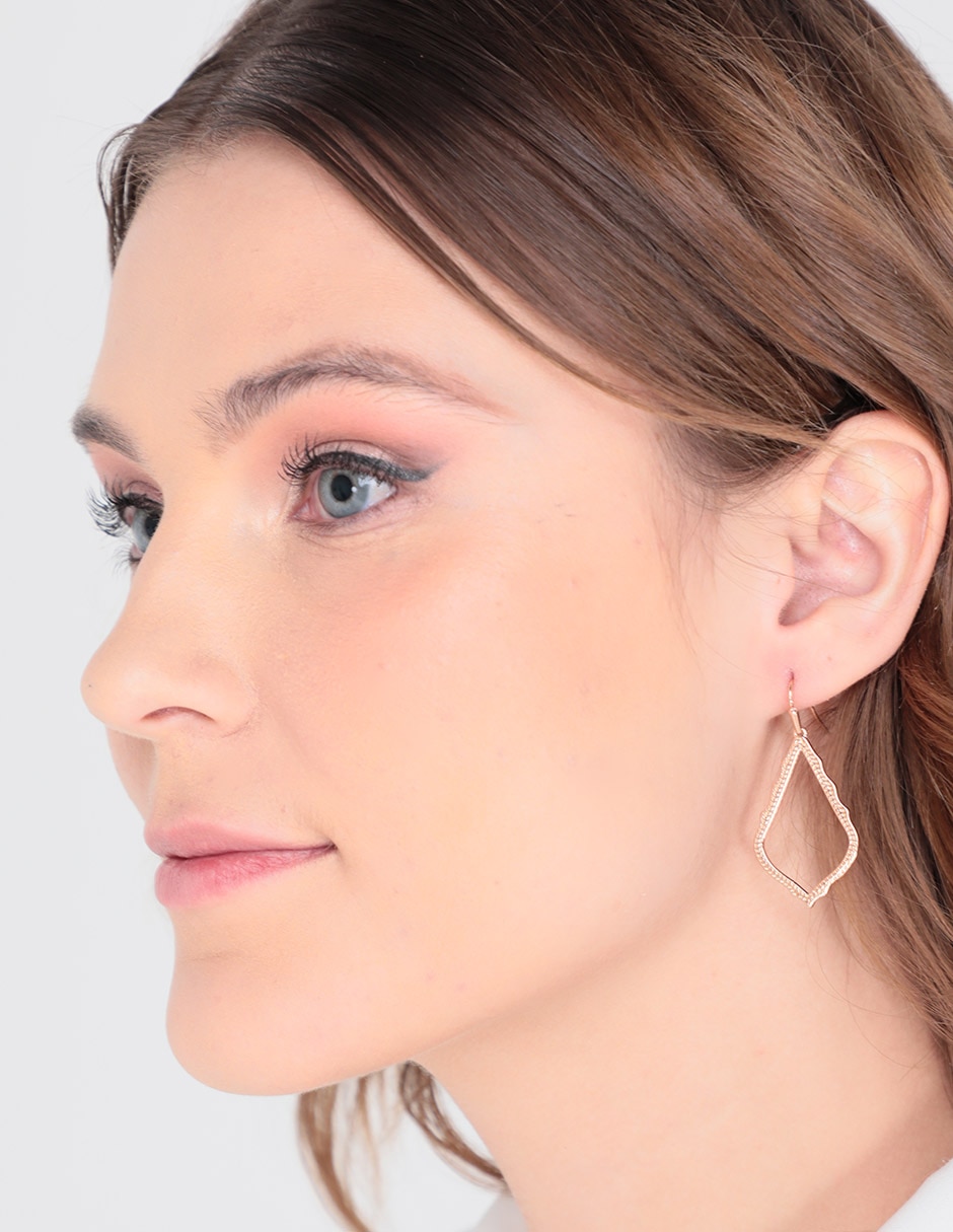 Aretes con acabado brillante 6