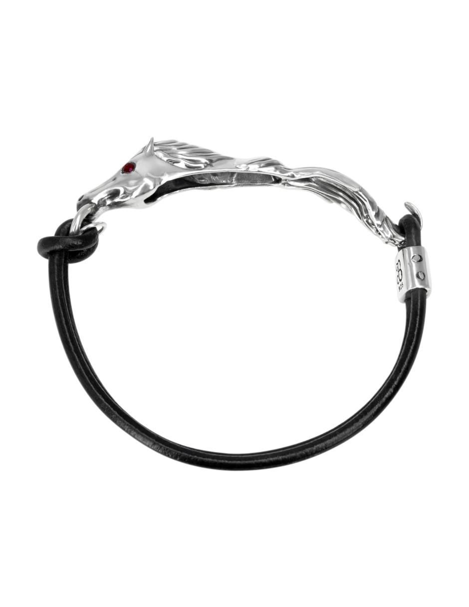 Pulsera de plata con acabado liso
