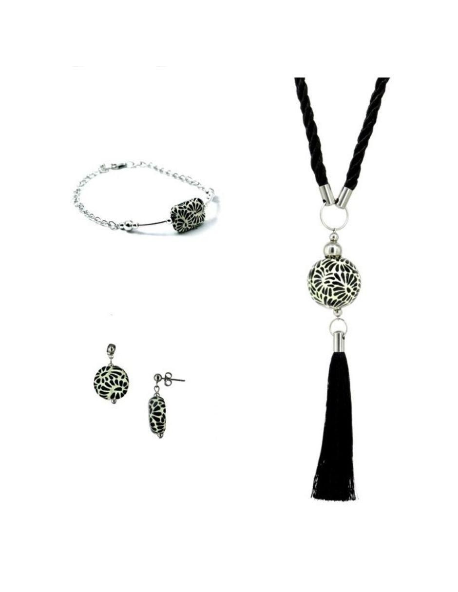 Aretes, collar y pulsera
