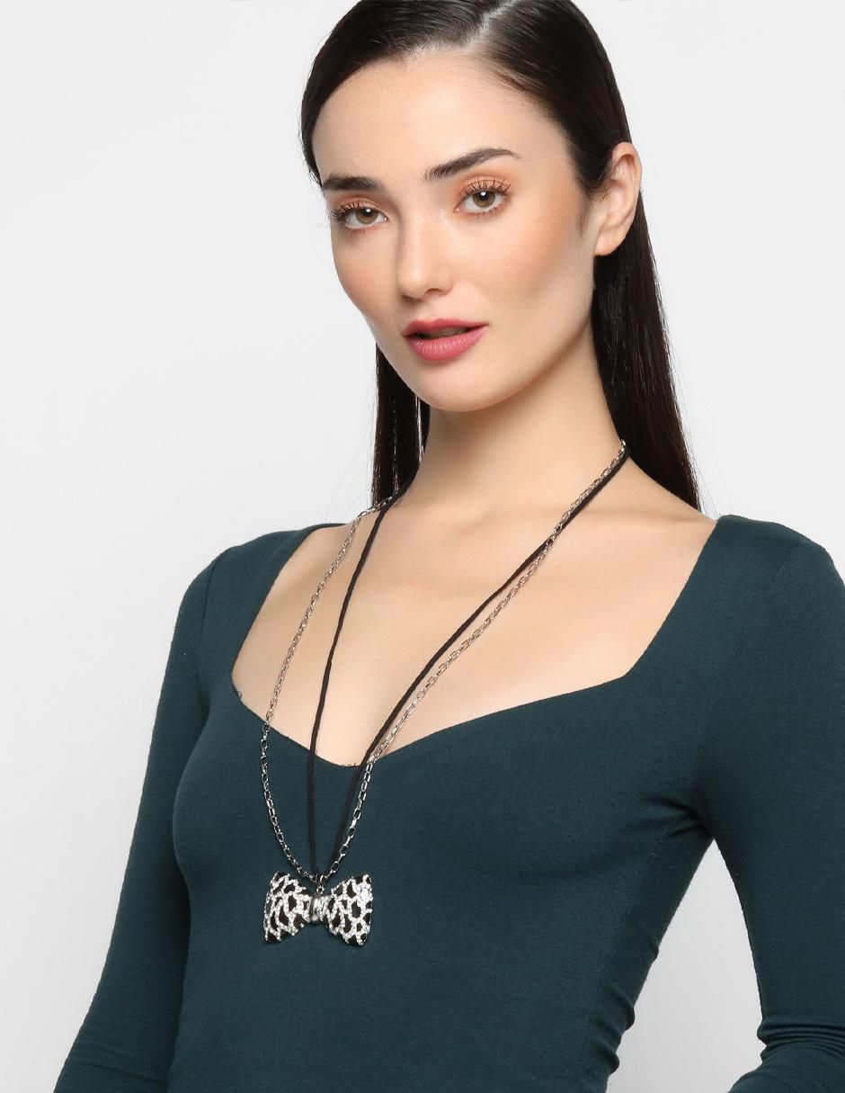 Collar 3