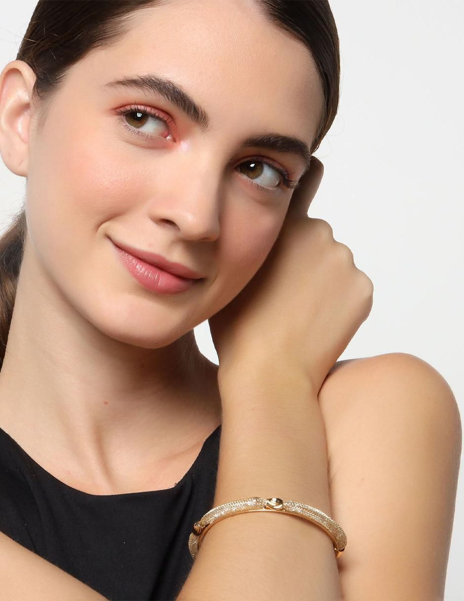Brazalete con acabado brillante 3