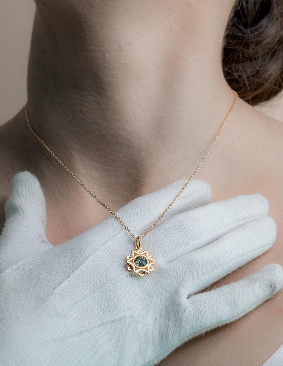 Dije cristal 4