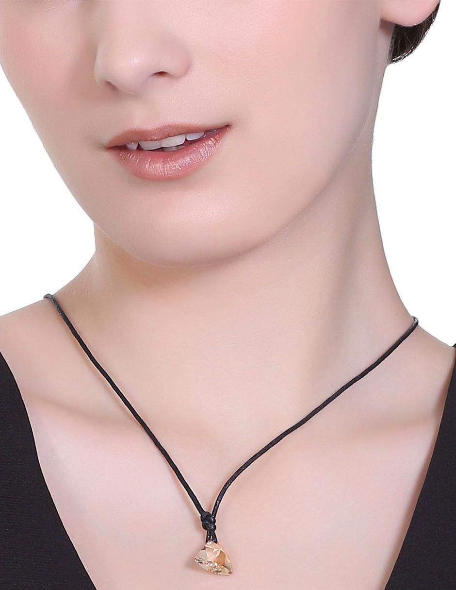Collar 3