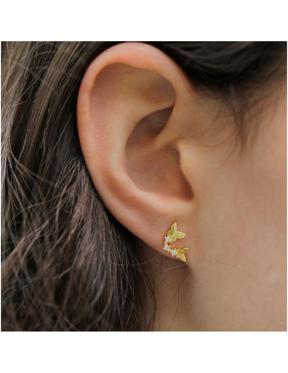 Broqueles de mariposa con acabado baño de oro zirconia 3