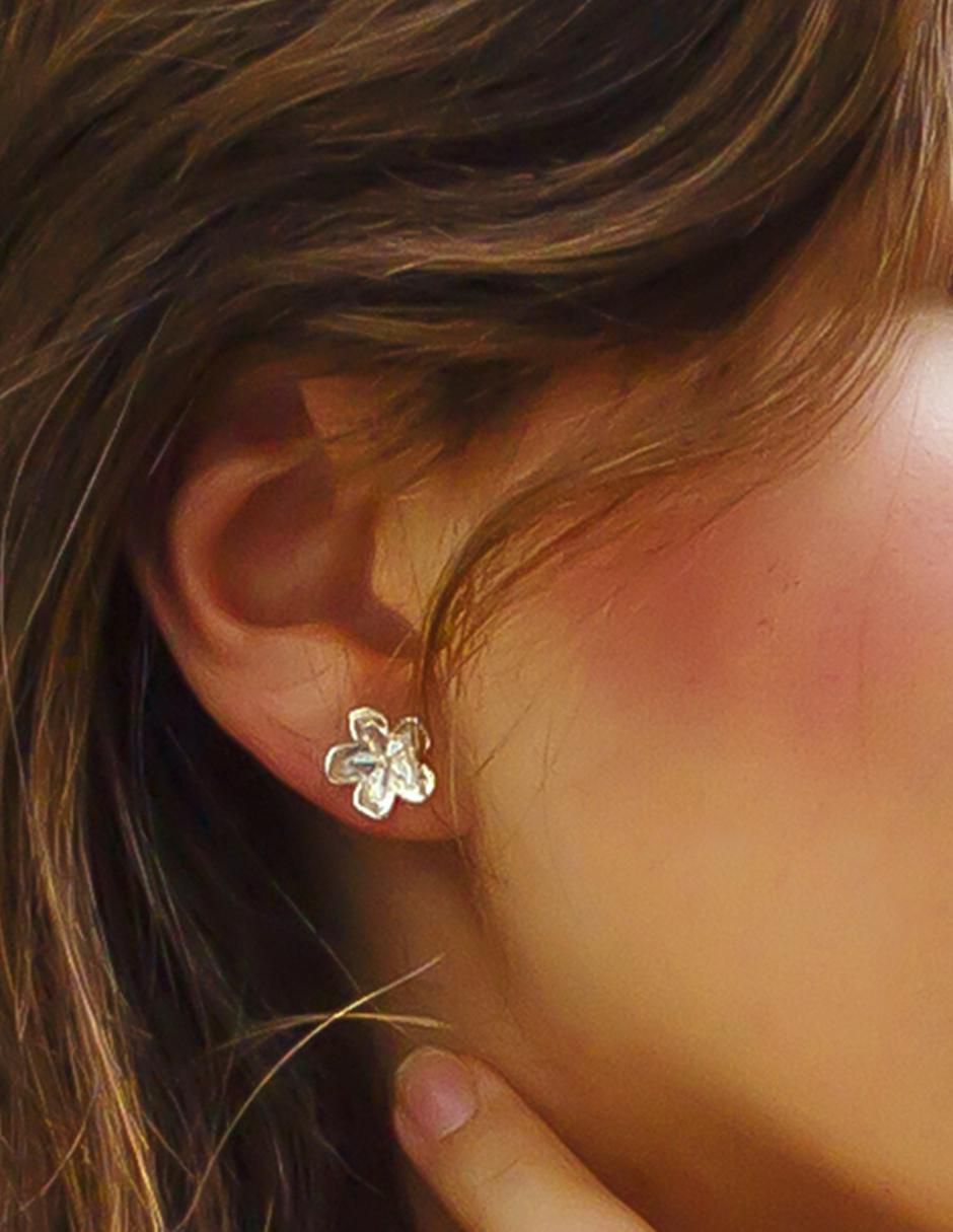 Broqueles de flor Floral de plata con acabado plateado 3