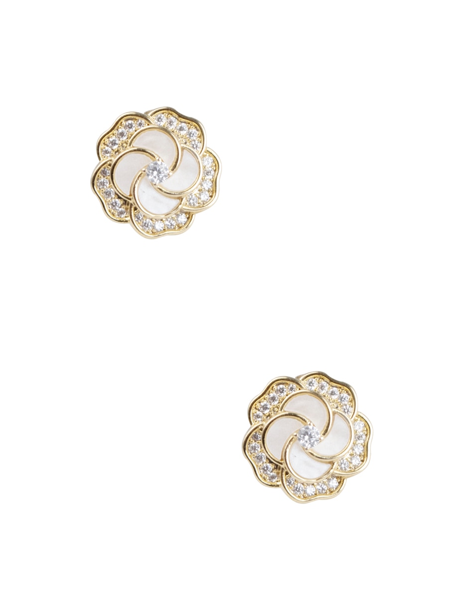 Broqueles de flor con acabado baño de oro madre perla