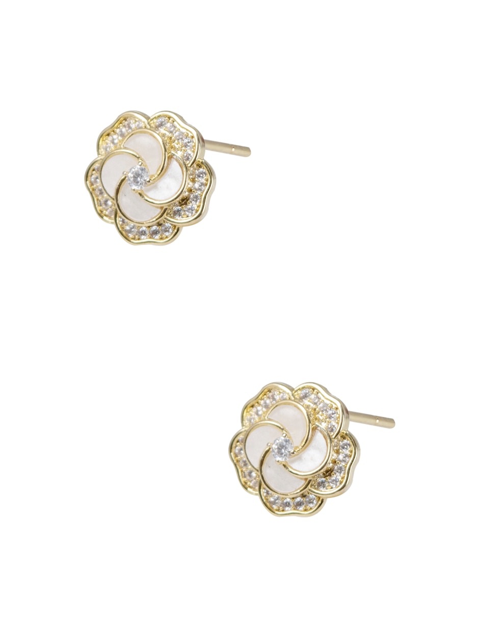 Broqueles de flor con acabado baño de oro madre perla 2