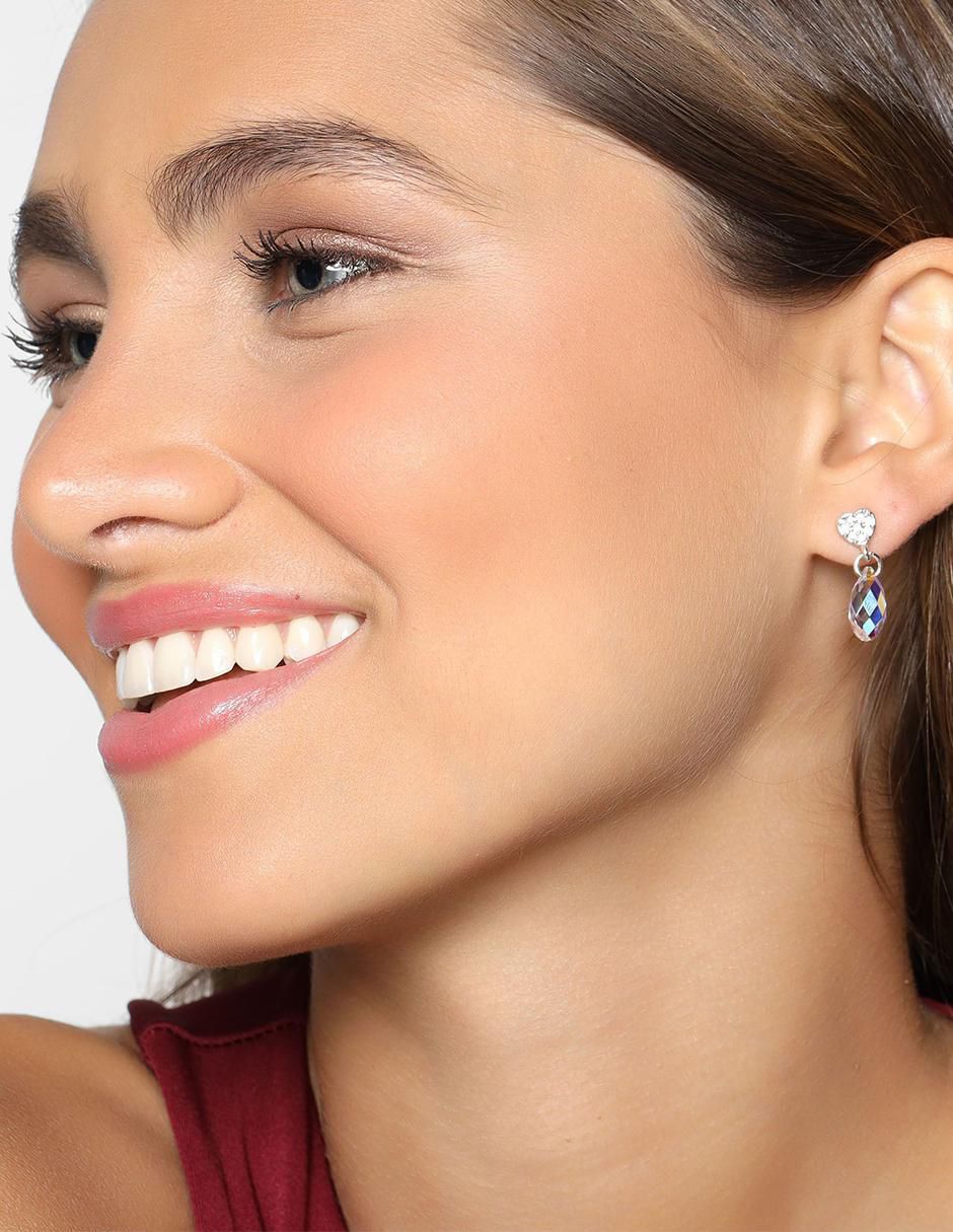 Aretes de corazón con acabado brillante cristal 3