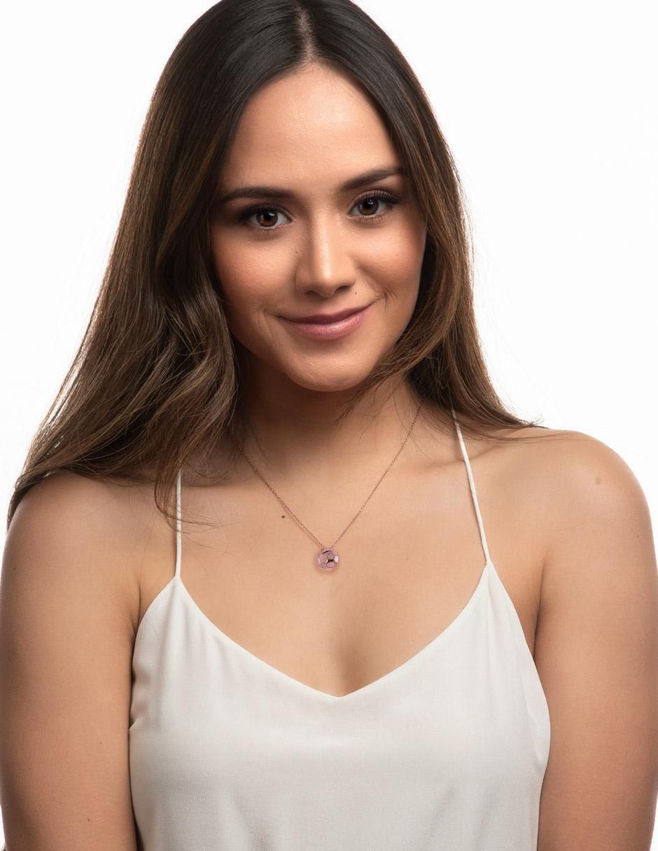 Collar 4