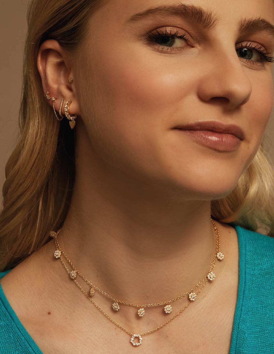 Aretes de corazón Classic con acabado baño de oro 3
