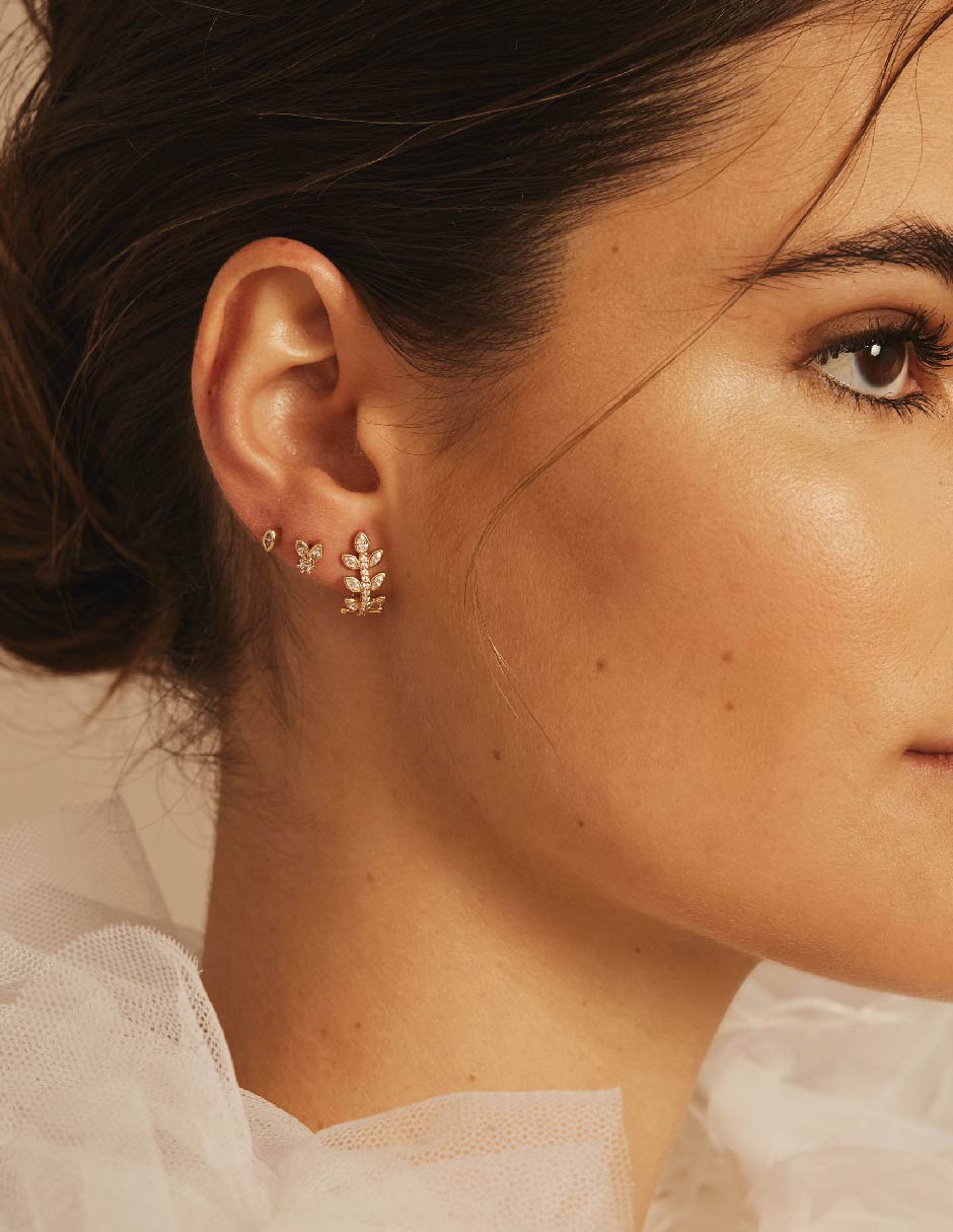 Aretes Suculenta con acabado baño de oro circonita 3
