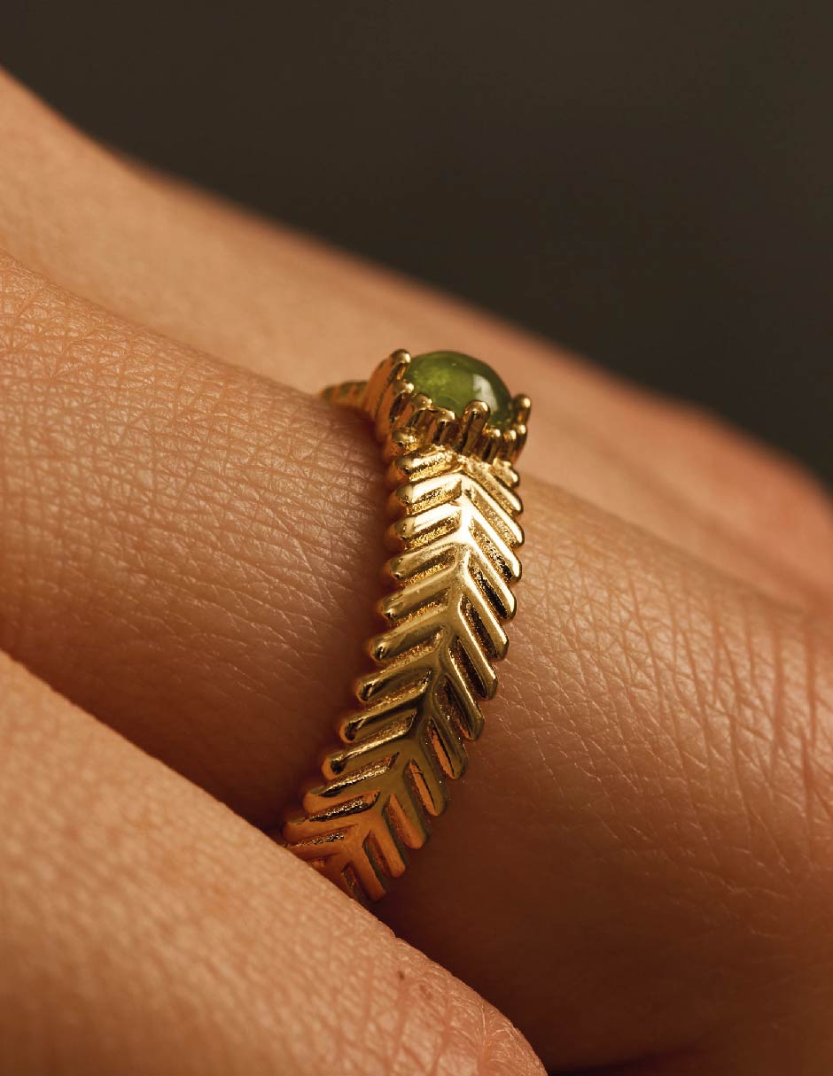 Anillo con gema Sea creatures turmalina con acabado baño de oro 2
