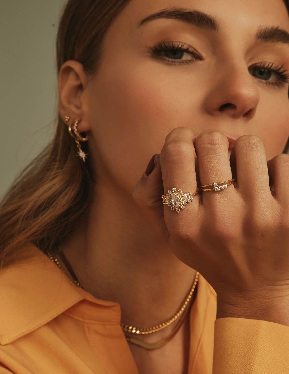 Anillo con gema Reef circonita con acabado baño de oro 2