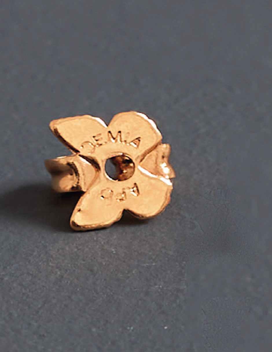 Mariposa para arete de latón 2