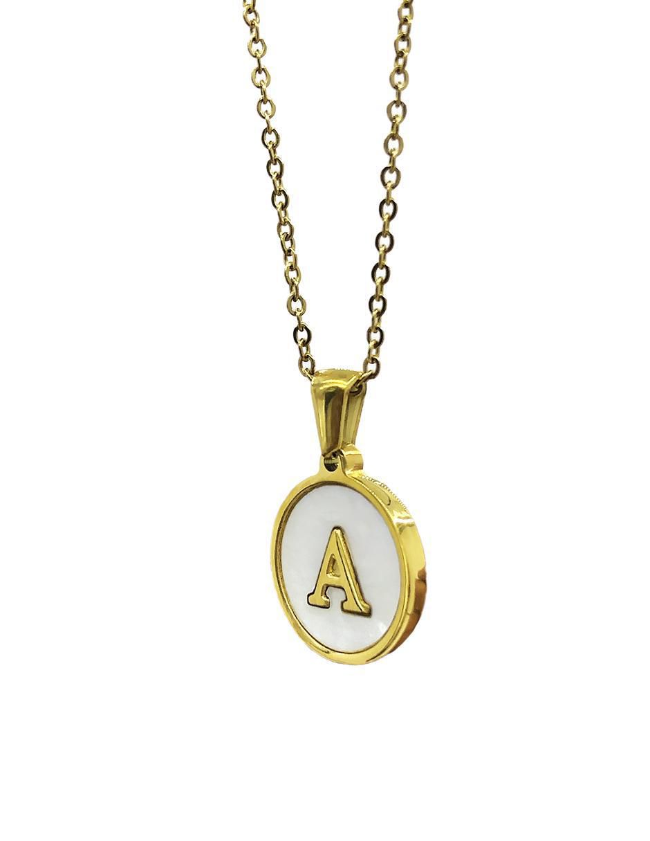 Collar de letra a 4