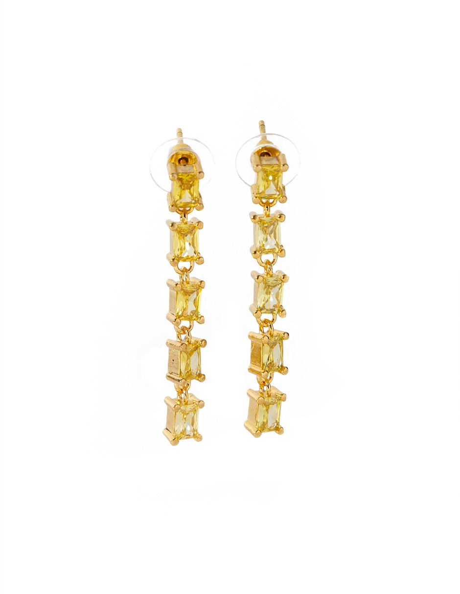 Aretes de rectángulo con acabado baño de oro