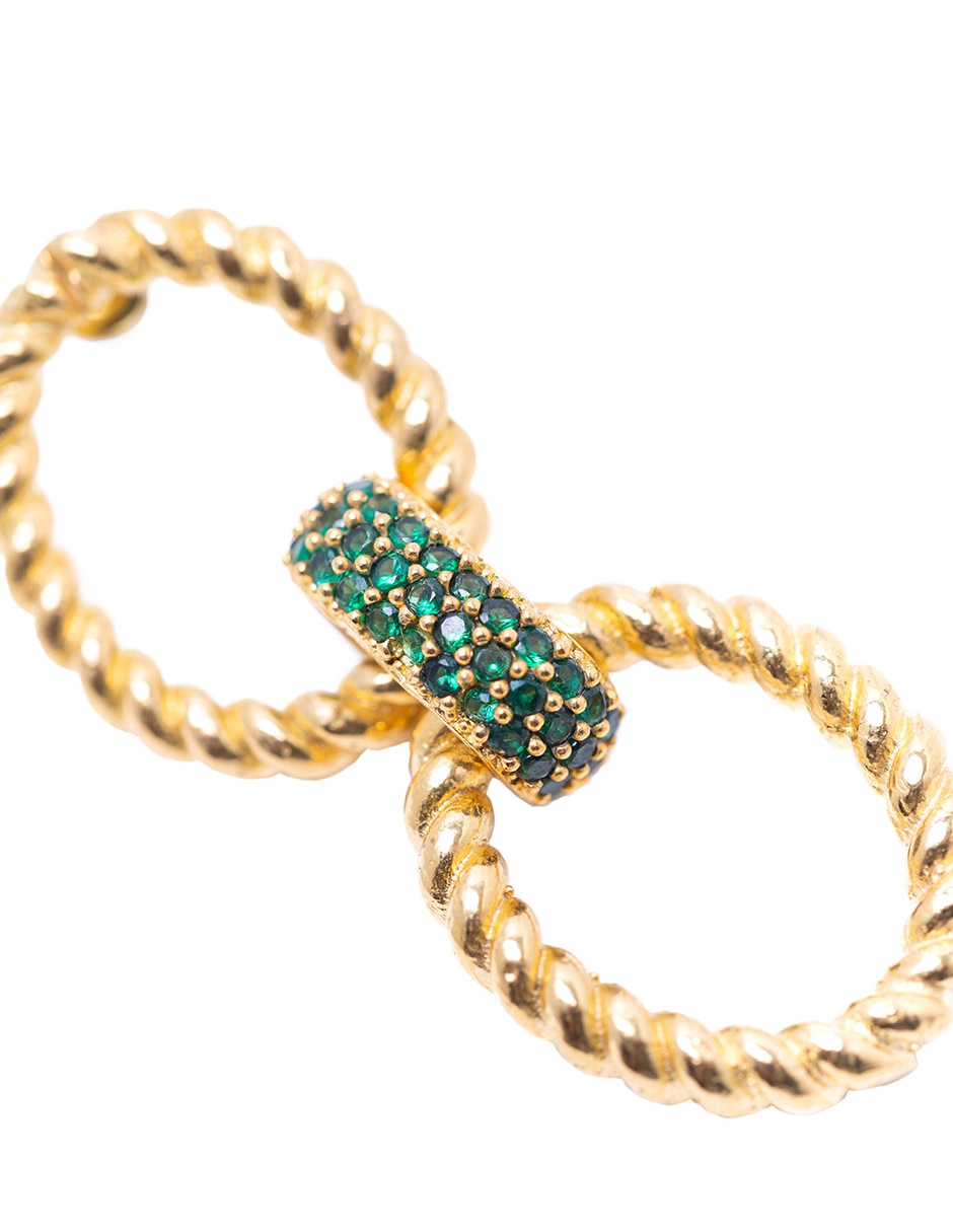 Aretes Flashy Moments con acabado baño de oro 2