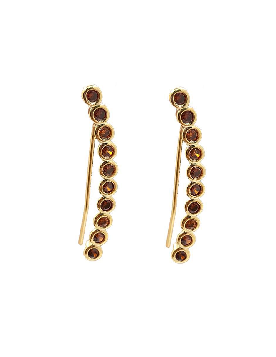 Aretes con acabado brillante zirconia