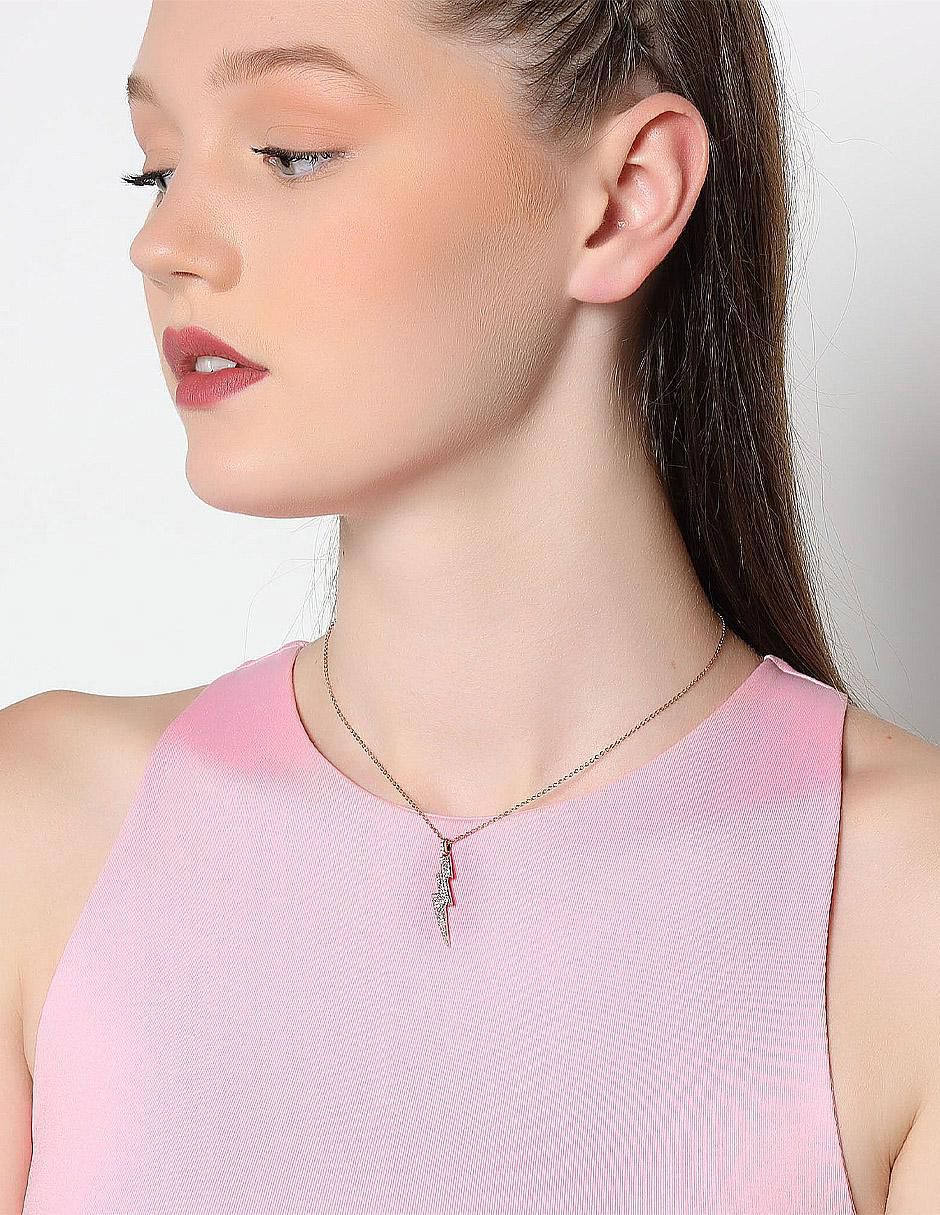 Collar con dije de rayo 2