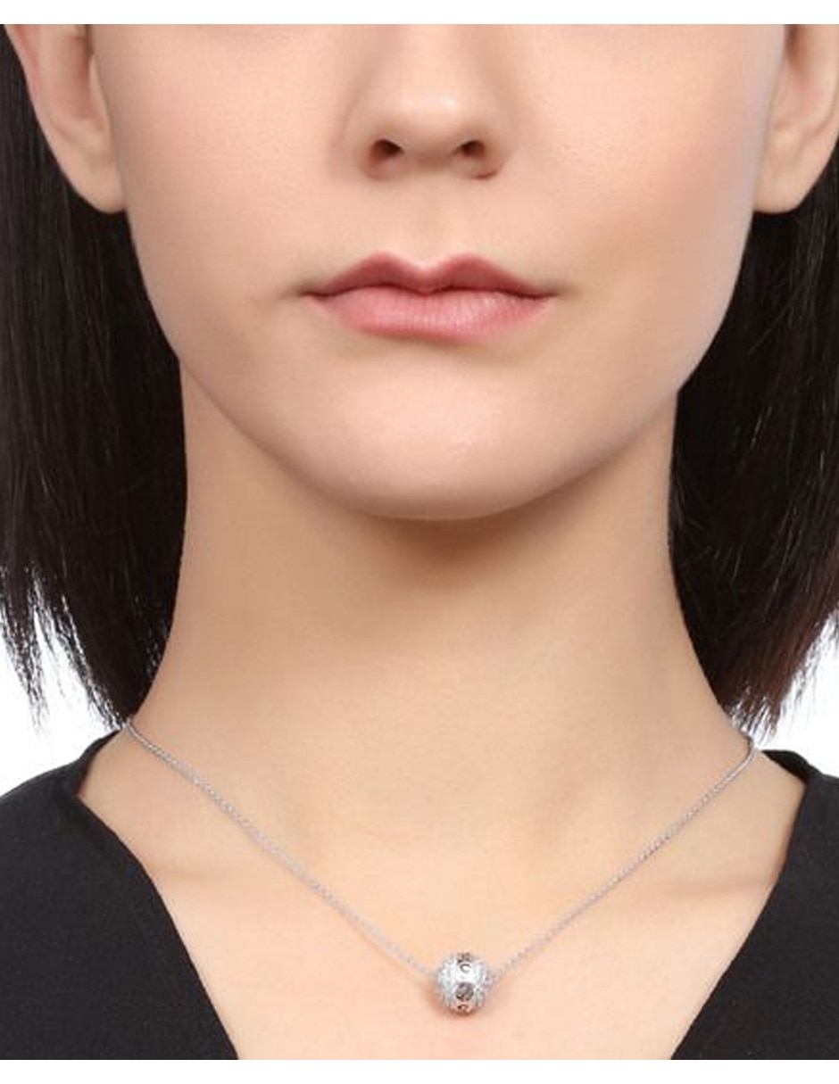 Collar con dije 3